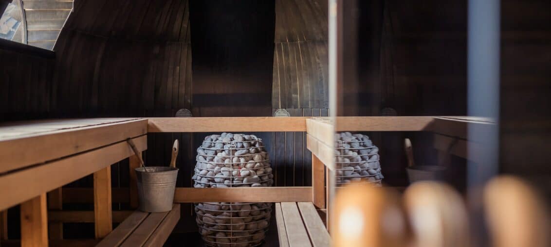 sauna bois pierre atypique